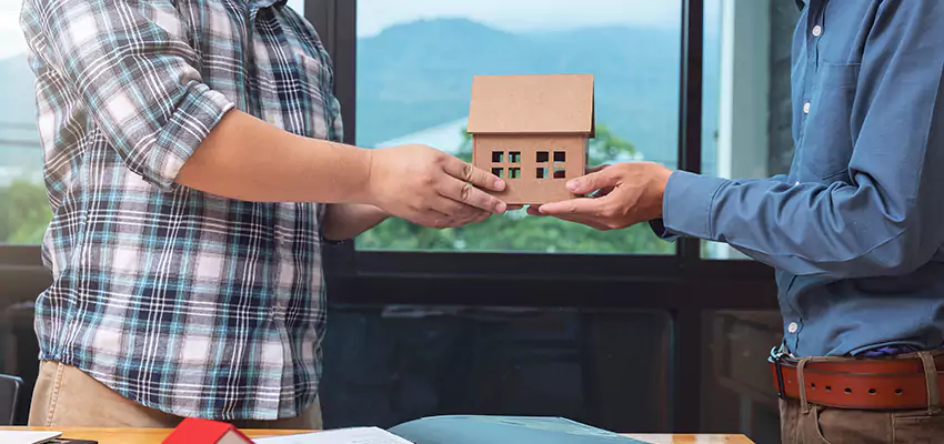 How We Determine Your Sell House with Reverse Mortgage Offer in Lynbrook, NY?