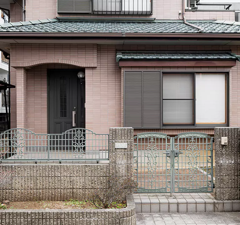 The Most Trusted Company to Sell Damaged House in Lynbrook