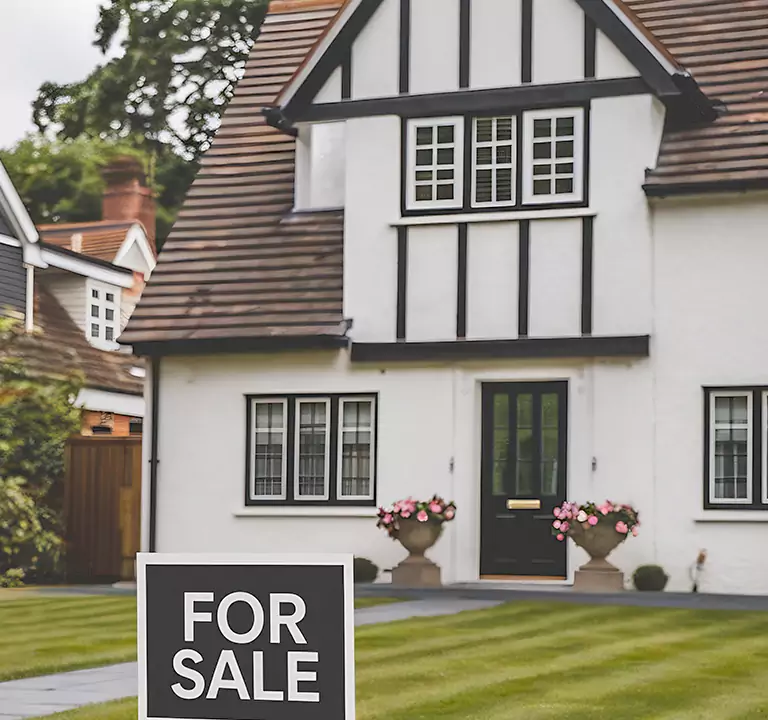 The Top-Rated Buyer to Sell House Off Market in Lynbrook, NY